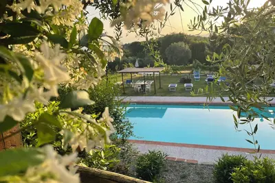 Image de Tuscan Escape in the Woods with Pool & Nature near Lucca