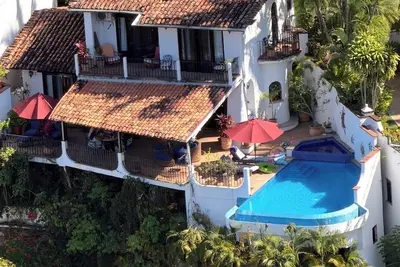 Image de Casa Romantica - Spectacular 2 Br villa in Pv near beach- private pool/hot tub