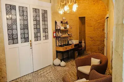 Image de Bizzilla beautiful cosy retreat Entire home in Żabbar, Malta