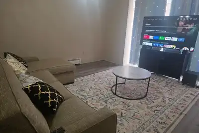 Image de Cozy Newly Furnished 2-Bedroom, 2 Bath Unit in Downtown Manchester