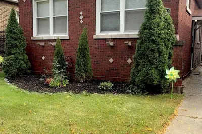 Image de Charming 4-bedroom bungalow in a superb Chicago neighborhood