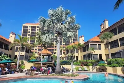 Image de 2-bedroom villa in fantastic Marco Island with Ac and fitness room