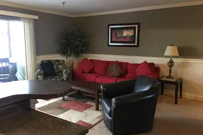 Image de Views, monthly rates, close to everything!