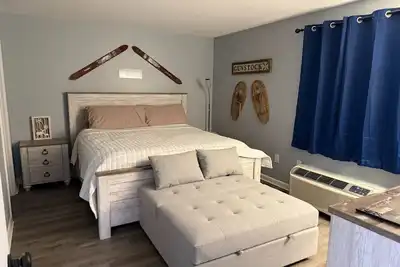 Image de Concerts, Weirs Beach, Pool, Close to Everything!