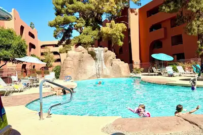 Image de 2 Bedroom Condo Luxury Resort Paradise Valley/Scottsdale 5 Pools On Golf Course
