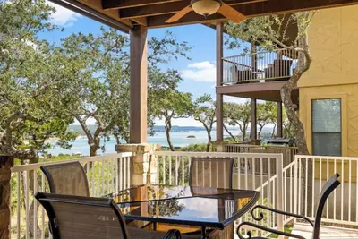 Image de Beautiful 4bdrm Home at Hollows - All Amenites