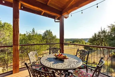 Image de Awesome Cottage in The Hollows - Views / 4 Pools