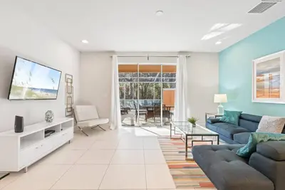 Image de Amazing family house w/ pvt pool - 1605
