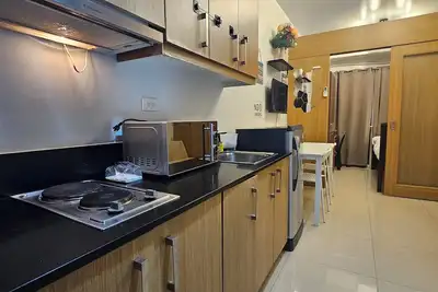 Image de Serene Pool View 1-bedroom with Balcony condo with Ac in Pasay City near Sm Moa