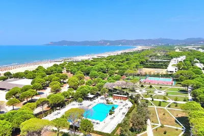 Image de Perla Modern Penthouse 217, Lalzit Bay, Albania