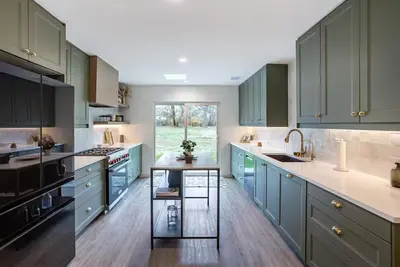 Image de Modern East Austin Home  4br w/ Yard & Coffee Bar