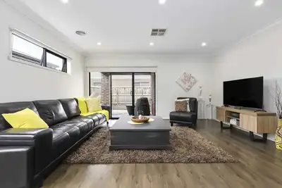 Image de Comfort and Space in Lara’s Family Friendly Home