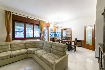 Image de Minetto / city center apt *Via Bafile*