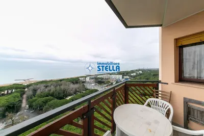 Image de 15th Floor Sea View + Pool and Parking Place