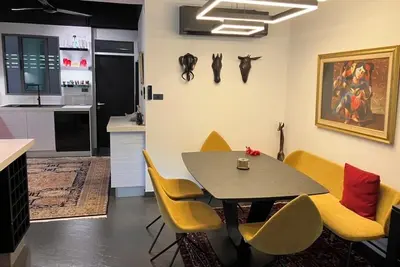 Image de Luxury contemporary townhouse in private gated residence