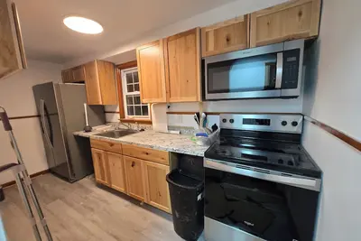 Image de Cozy newly renovated unit in a delightful hilltop with  Ac  near Hospital