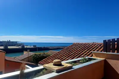 Image de Charmant T2 accès direct à la plage, grande terrasse vue sur l'océan 🌊☀️