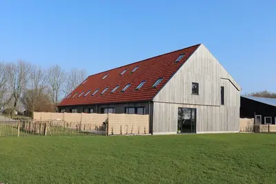 Image de Villa à Leons avec location de bateau