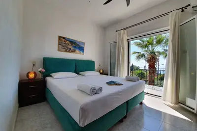 Giovanni Apartments