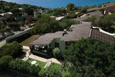 Image de Villa Ruxi with Jacuzzi - No. S352