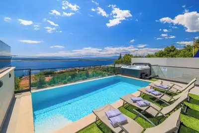 Image de Dramalj luxury villa - pool, whirlpool & sea view