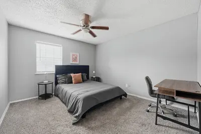 Image de Comfortable 2br townhome perfect for longer stays