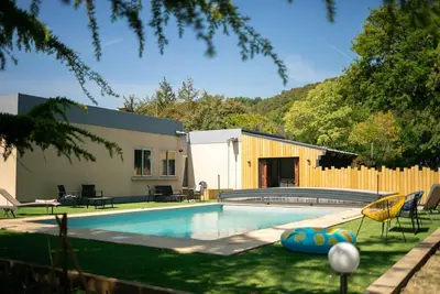 Image de Villa montplaisir 180 m² : jacuzzi, piscine, parc 2000 m²