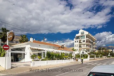 Image de 109 ref) first line beach and walk to Altea or Albir