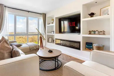 Image de St Michaels+View+Lux Coastal Stay+Cinema Lounge