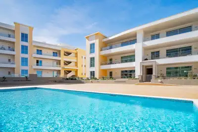 Image de Lagos Marina View 2 With Pool by Homing