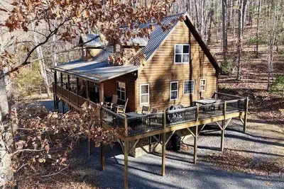 Image de Cozy 3-bedroom cabin with Ac in charming Fleetwood, Dog Friendly
