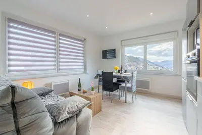 Image de La p'tite brimbelle de Bellevue - Parking Privé