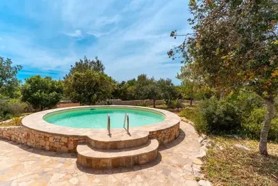 Image de Residence with pool - Suite Lavender