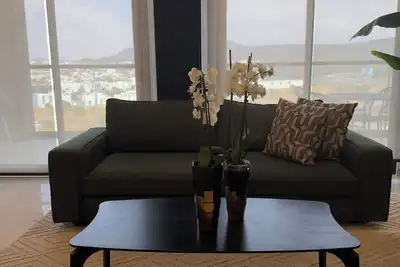 Image de Cozy and modern apartment.