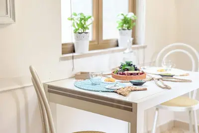 Image de Cà 4 nevodi Emily by Ca-Sa Check