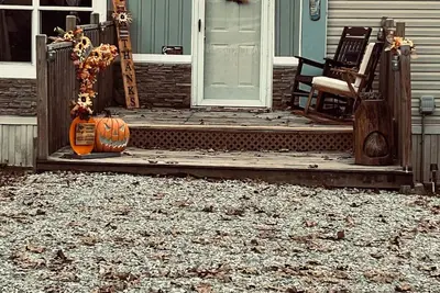 Image de Serene Fishing Resort  3-bedroom lodge home with Ac in lovely Benton