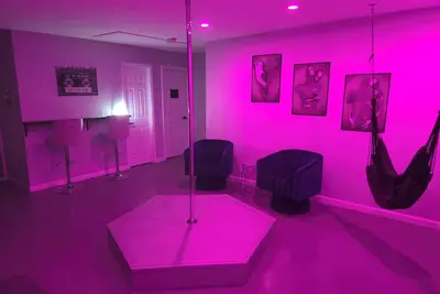 Image de Luxury Rental in the Atlanta area! Create memorable stays and events today!