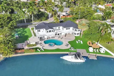 Image de Bayside bliss 6k sqf on the bay