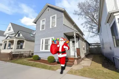 Image de Near downtown, Ohio City, Walkable, Flats!