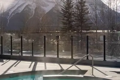 Image de The Bergen, Luxury 3 Br/3ba, Sleeps 10, A/C, Mtn Views, Hot Tub & Pool