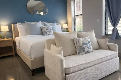 Image de Stunning, King&Full bed, WORKERfriendly, Pool&Gym