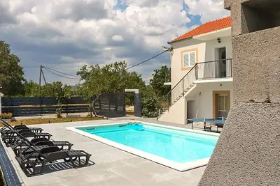 Image de Belle maison à Dugobabe