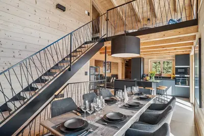 Image de Chalet Panorama Prestige by Mrs Miggins – Vue exceptionnelle sur les Dents du MidiSitué dans un cadr