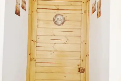 Image de Minidepa warm, comfortable, residential, safe, restaurants nearby, family friendly.