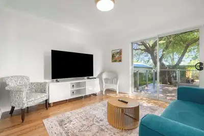 Image de Marvellous March - 3 Bed Home, Close to Town