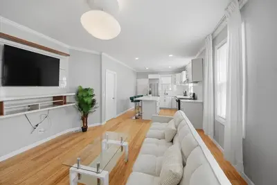 Image de Comfortable 2br Retreat • Game Room • Free Parking • Near Nyc