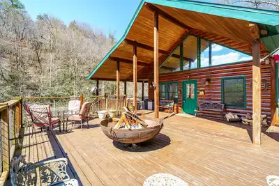 Image de Avalon Woods Riverfront Retreat