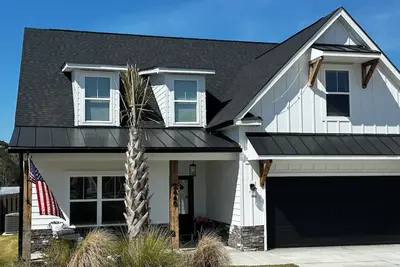 Image de New 4b Luxury Farmhouse with Horse Farm Views • Peaceful Masters Week Stay