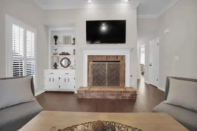 Image de Updated 2br Home in Montgomery