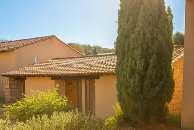 Image de Villa vue jardin dans résidence calme*** wifi, piscine, mer à pied.